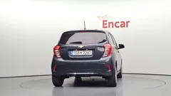 2022 Chevrolet Spark Premier, серый — фото 4