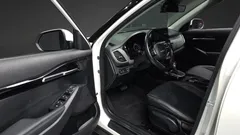2023 Kia Seltos Gasoline 1.6 Turbo 2WD, белый — фото 10