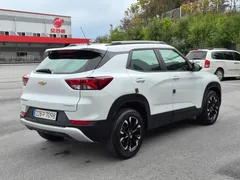 2023 Chevrolet Trailblazer 1.3 Turbo 2WD, белый — фото 2