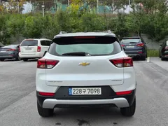 2023 Chevrolet Trailblazer 1.3 Turbo 2WD, белый — фото 4