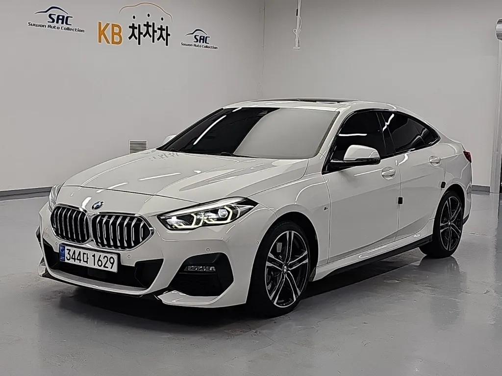 2022 BMW 2-Series 220i M Sports