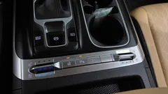 2023 Kia Carnival Gasoline 9-Seater Prestige, серо-серебристый — фото 19
