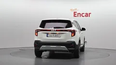 2023 Kia Seltos Gasoline 1.6 Turbo 2WD, белый — фото 4