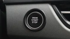 2023 Kia Seltos Gasoline 1.6 Turbo 2WD, белый — фото 17