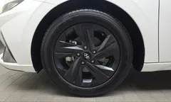 2023 Hyundai Avante Smart, белый — фото 5