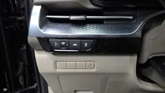 2022 Kia Carnival Diesel 7-Seater Hi-Limousine, чёрный — фото 16