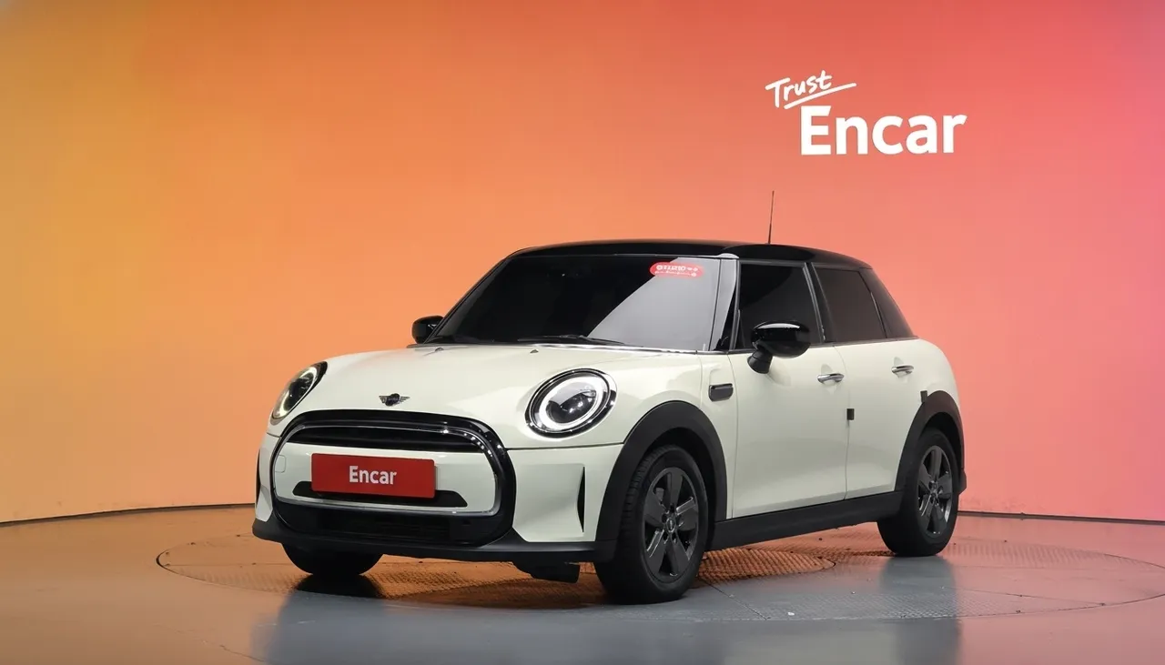 2023 Mini Cooper 5Door Classic