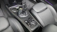2023 Mini Countryman Classic Plus Launch Pack, светло-серебристый — фото 9