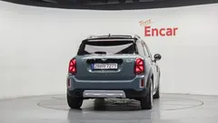 2023 Mini Countryman Classic Plus Launch Pack, светло-серебристый — фото 13