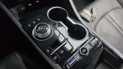 2022 Kia K5 2.0, белый — фото 9