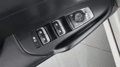 2022 Kia K5 2.0, белый — фото 11