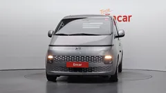 2022 Hyundai Staria Cargo 3-Seater, серо-серебристый — фото 3