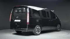 2023 Hyundai Staria Lounge 9-Seater, чёрный — фото 2