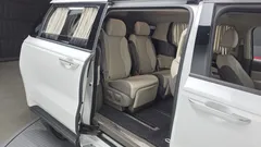 2023 Kia Carnival Gasoline 7-Seater Hi-Limousine, белый — фото 12