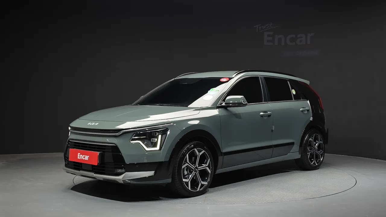2023 Kia Niro Signature