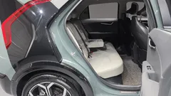 2023 Kia Niro Signature, зелёный — фото 12