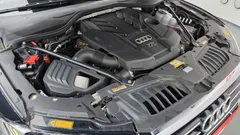 2021 Audi A8 55 TFSI Quattro LWB, чёрный — фото 6
