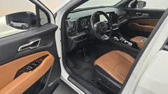 2023 Kia Sportage Signature Gravity 2WD, белый — фото 10