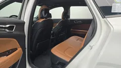 2023 Kia Sportage Signature Gravity 2WD, белый — фото 11
