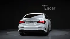2023 Mercedes-Benz A-Class AMG A35 4MATIC Sedan, белый — фото 4