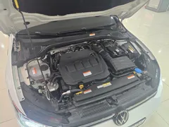2023 Volkswagen Golf 2.0 TDI Prestige, белый — фото 6