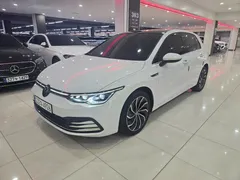 2023 Volkswagen Golf 2.0 TDI Prestige, белый — фото 12