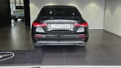 2022 Mercedes-Benz E-Class E350 4MATIC Avantgarde, чёрный — фото 4
