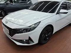 2023 Hyundai Avante Smart, белый — фото 12