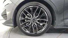 2023 Kia K5 1.6 Turbo, серый — фото 5