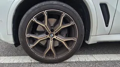 2022 BMW X5 xDrive 30d M Sport, белый — фото 16