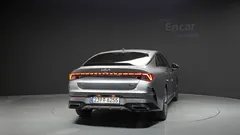 2022 Kia K5 Signature, серо-серебристый — фото 4