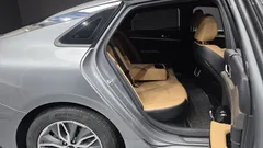 2022 Kia K5 Signature, серо-серебристый — фото 11