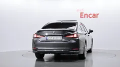2024 Lexus ES Executive, серый — фото 4