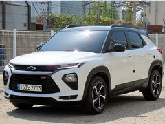 2023 Chevrolet Trailblazer 1.3 Turbo 2WD, белый — фото 2