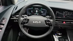 2024 Kia Niro Signature, серо-серебристый — фото 14