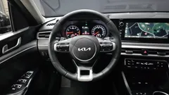 2023 Kia K5 2.0, чёрный — фото 13