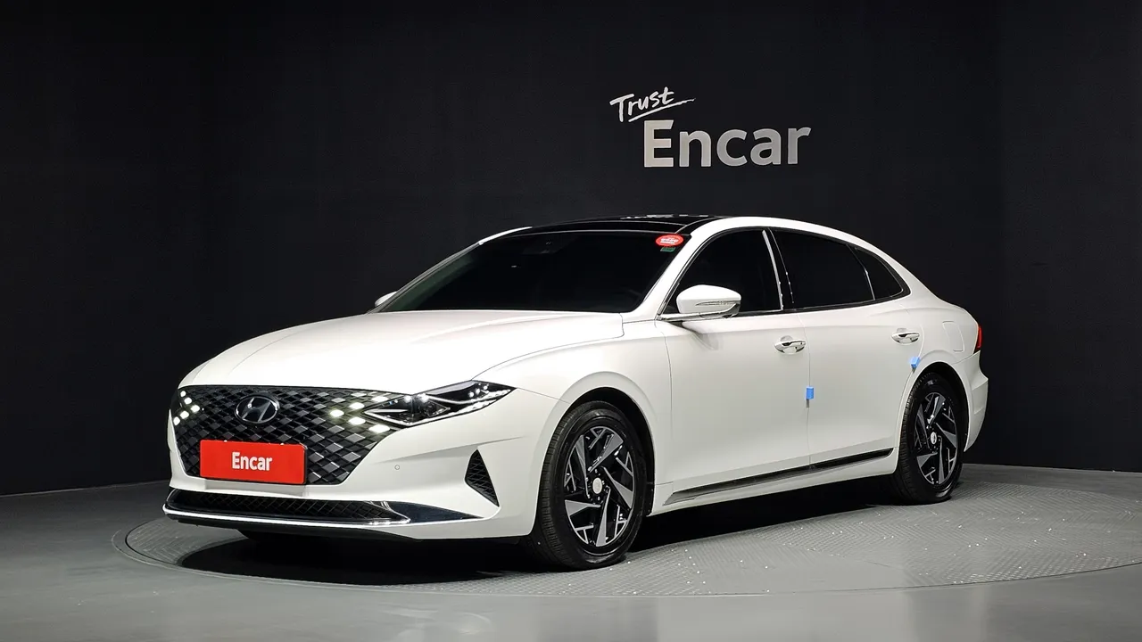 2022 Hyundai Grandeur Le Blanc