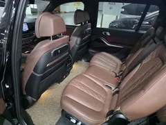 2024 BMW X7 xDrive 40i M Sport 7STR, чёрный — фото 7