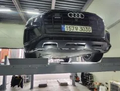 2022 Audi Q8 55 TFSI Quattro Premium, чёрный — фото 3