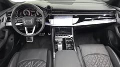 2023 Audi Q8 55 TFSI Quattro Premium, чёрный — фото 7