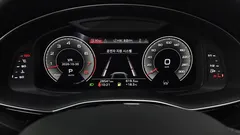 2023 Audi Q8 55 TFSI Quattro Premium, чёрный — фото 8