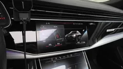 2023 Audi Q8 55 TFSI Quattro Premium, чёрный — фото 20