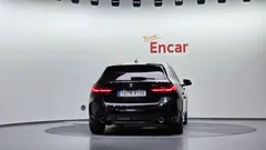 2022 BMW 1-Series 120i M Sports, чёрный — фото 4