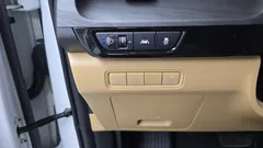 2023 Kia Carnival Diesel 9-Seater Prestige, белый — фото 20