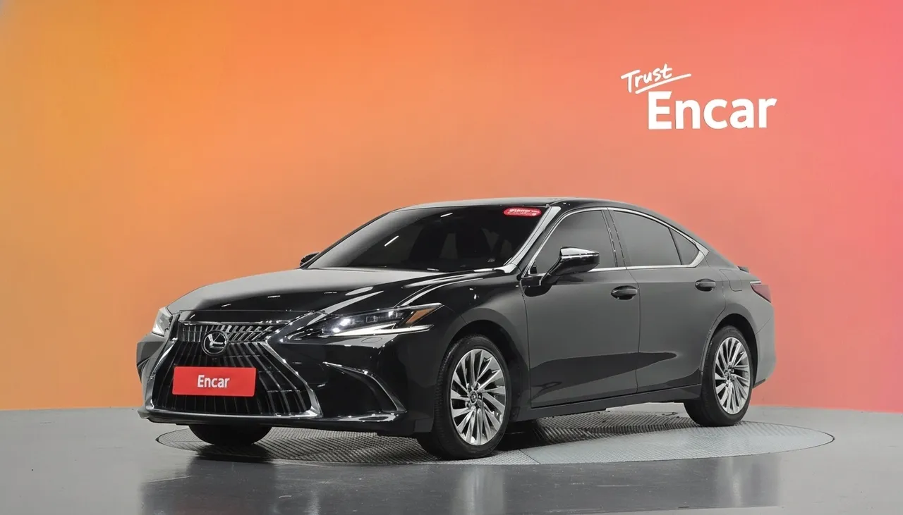 2023 Lexus ES Executive