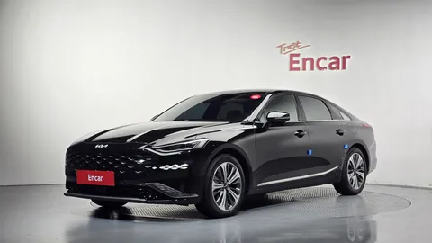 2023 Kia K8 Signature