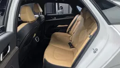 2023 Kia K5 2.0, белый — фото 12