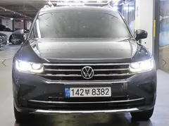 2022 Volkswagen Tiguan 2.0 TDI 4Motion Prestige, серый — фото 2