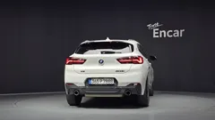 2022 BMW X2 (F39) xDrive M35i, белый — фото 4