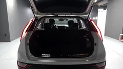2022 Kia Niro Prestige, белый — фото 20